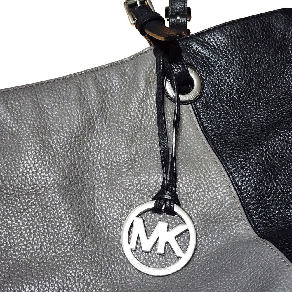 Michael Kors Jet Set Large Leather Tote Black Gray Pebbled Silver Accent 14x11x5 - Picture 2 of 16